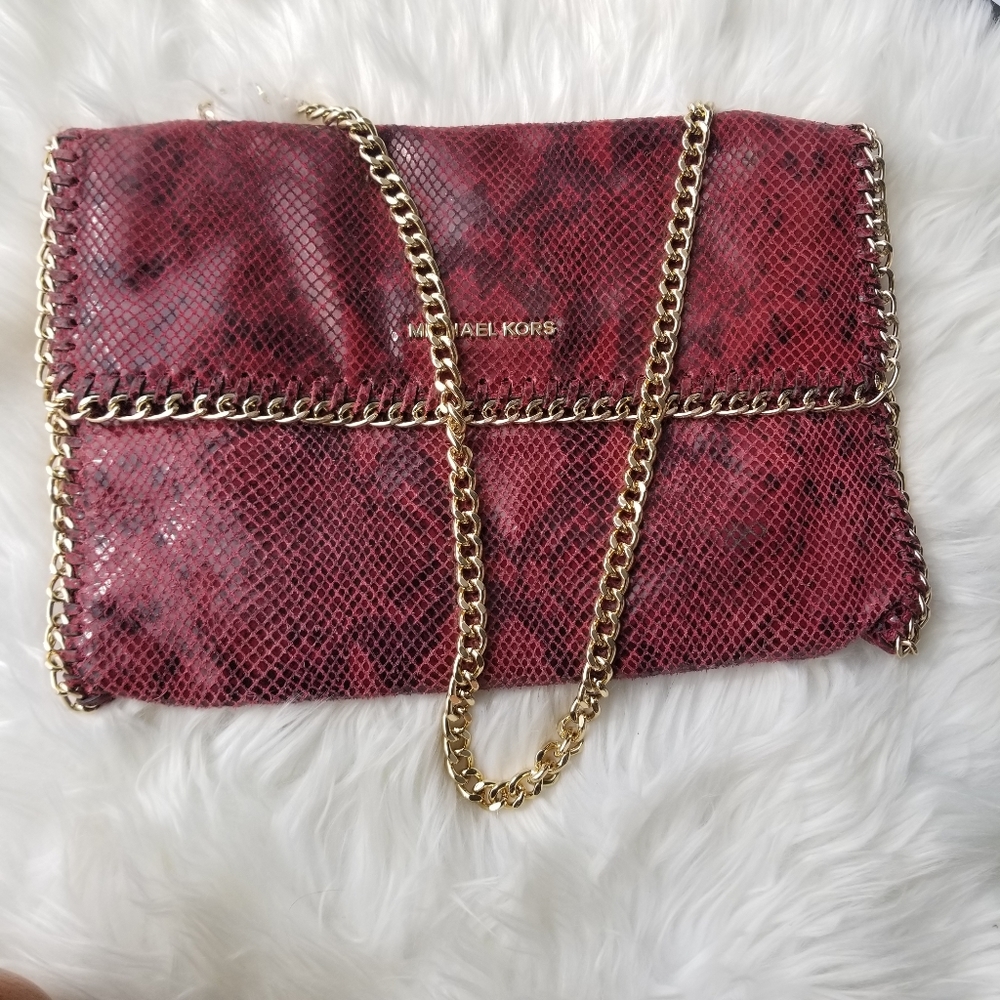 Michael Kors "Chelsea" Python red clutch - Picture 4 of 14